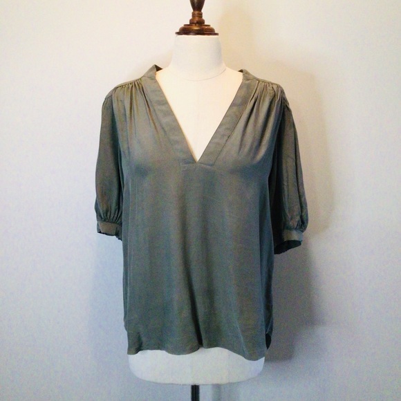 Witchery Tops - WITCHERY Womens Size 10 Green Blouse Short Sleeve Smock Top V Neck EUC